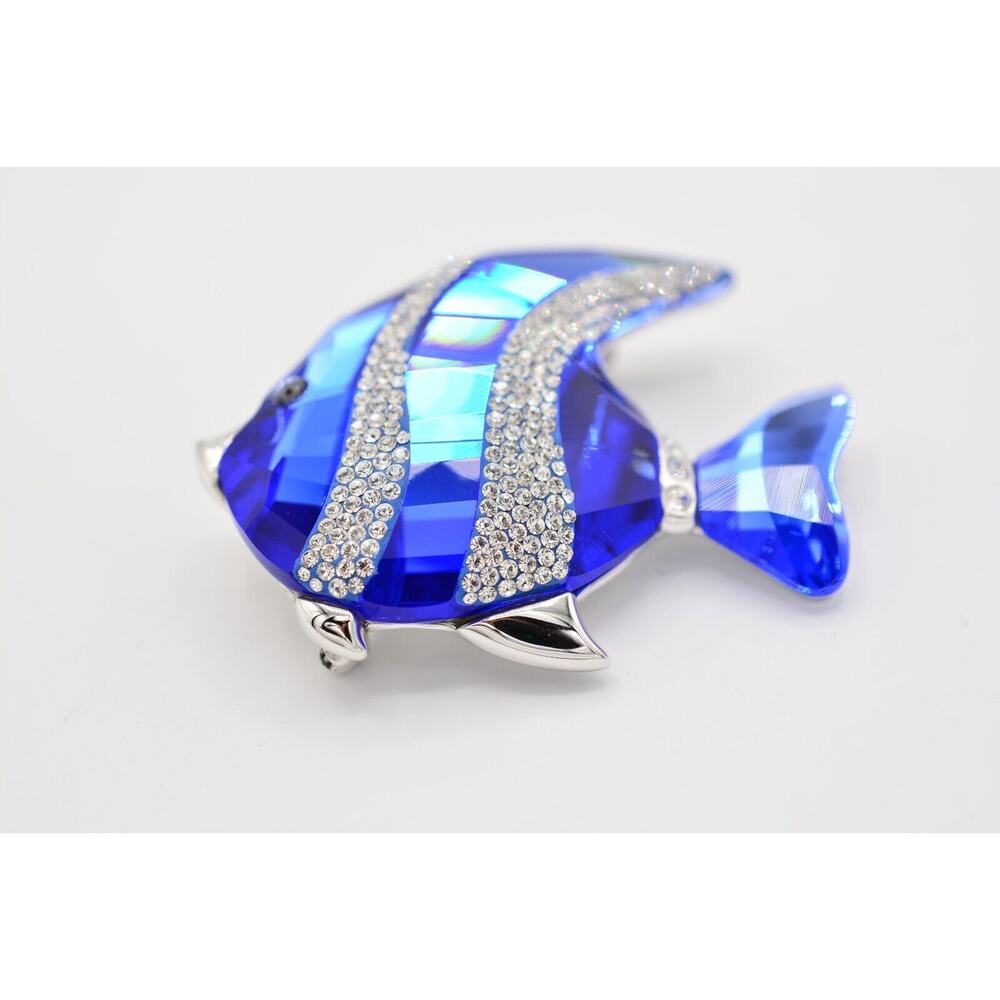 Swarovski Fish Pin Brooch Paradise Colina Crystal Exotic South Sea Signed Box View 5